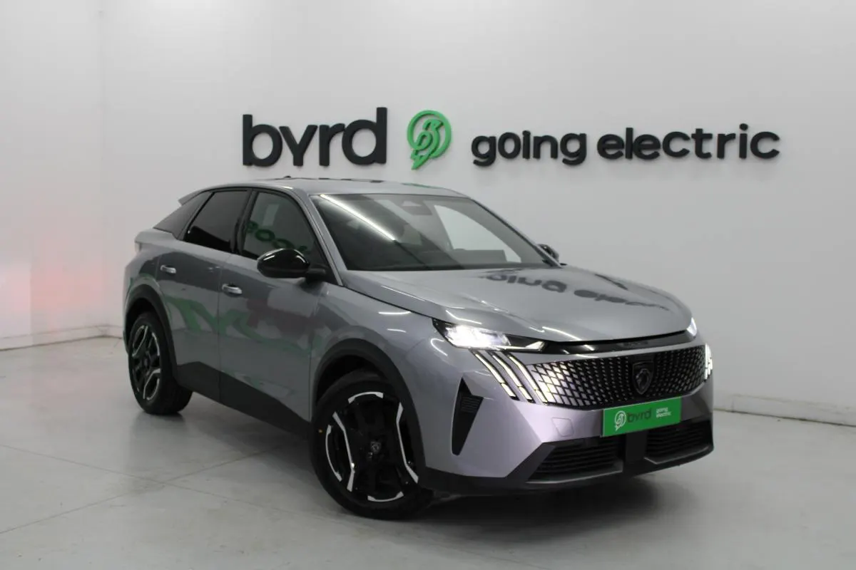 Peugeot E-3008 - Photo 1