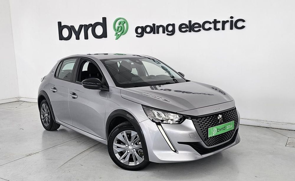 Peugeot e-208 - Photo 1