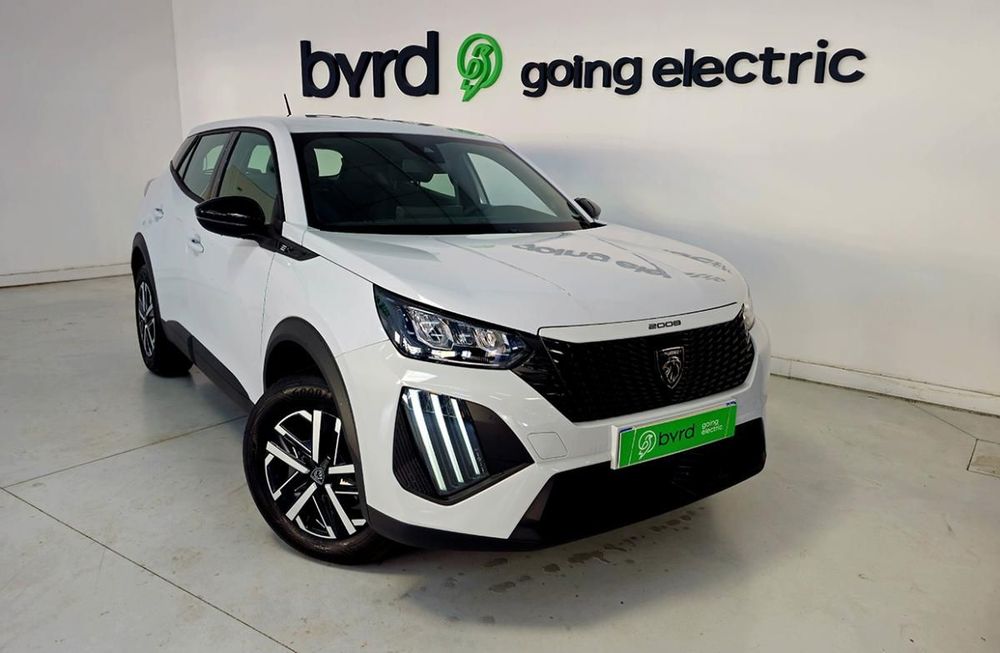 Peugeot e-2008 - Photo 1