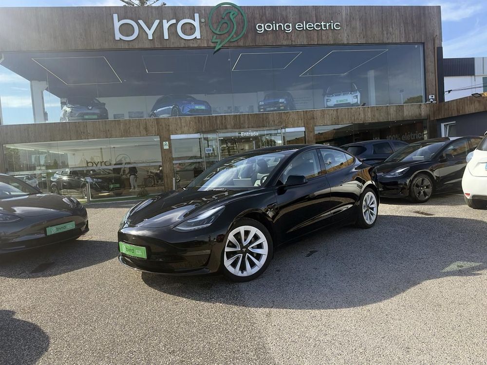 Tesla Model 3 - Photo 1