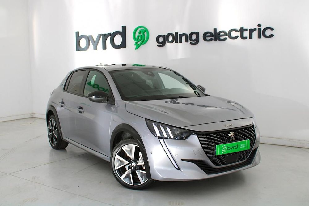 Peugeot e-208 - Photo 1