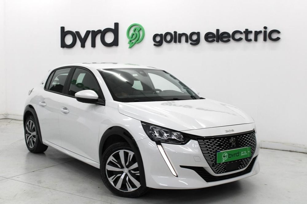 Peugeot e-208 - Photo 1