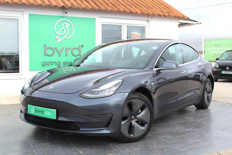 Tesla Model 3 - Photo 1