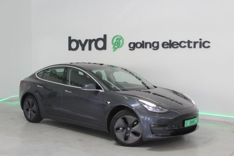 Tesla Model 3 - Photo 1