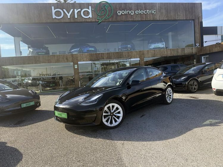 Tesla Model 3 - Photo 1