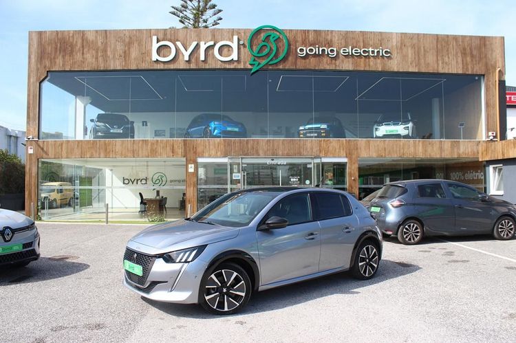 Peugeot e-208 - Photo 1