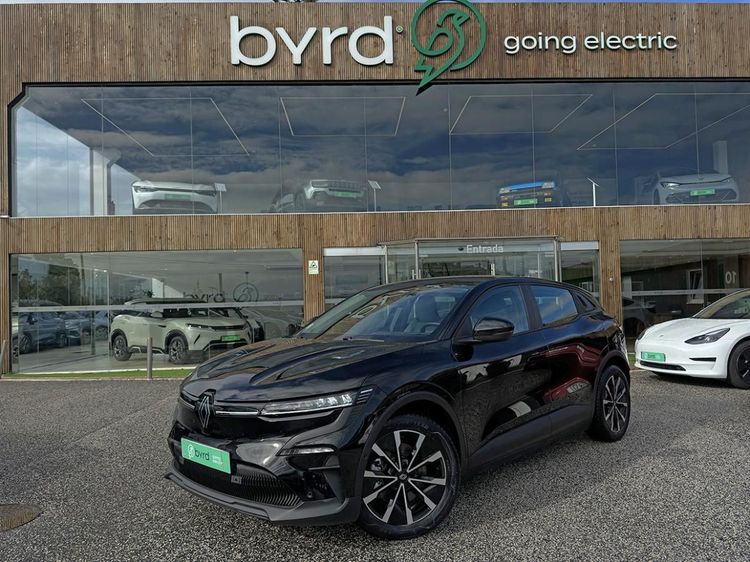 Renault Mégane E-Tech - Photo 1