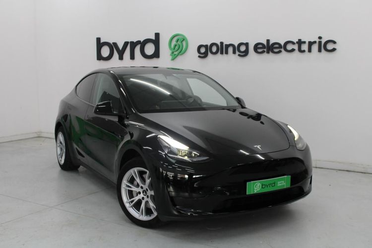 Tesla Model Y - Photo 1