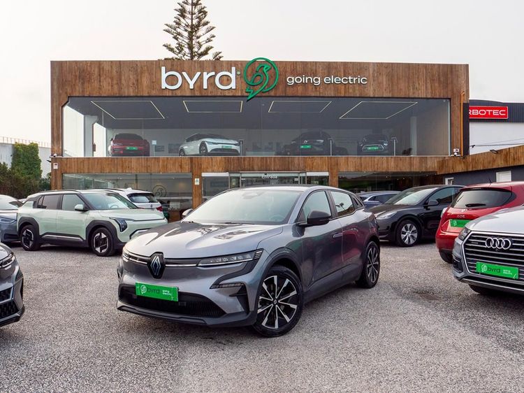 Renault Mégane E-Tech - Photo 1