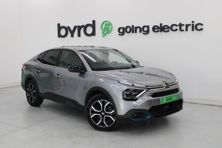 Citroen e-C4 X - Photo 1