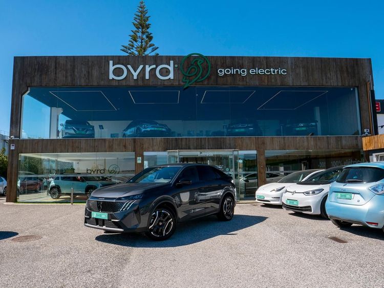 Peugeot E-3008 - Photo 1