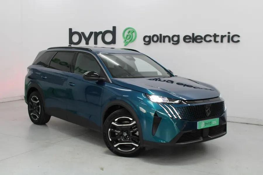 Peugeot E-5008 - Photo 1