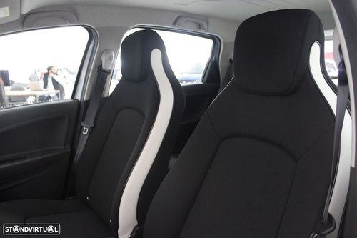 Renault Zoe - Photo 11