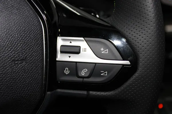 Peugeot E-408 - Photo 14