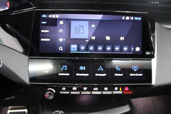 Peugeot E-408 - Photo 22