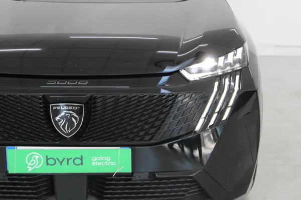 Peugeot E-5008 - Photo 4