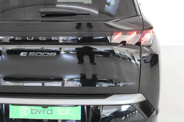 Peugeot E-5008 - Photo 7