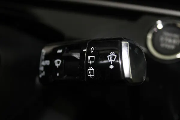 Peugeot E-5008 - Photo 20