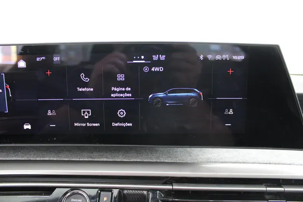 Peugeot E-5008 - Photo 29