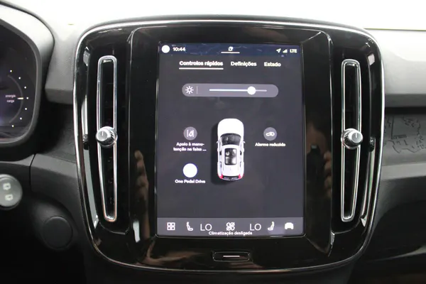 Volvo XC 40 - Photo 26