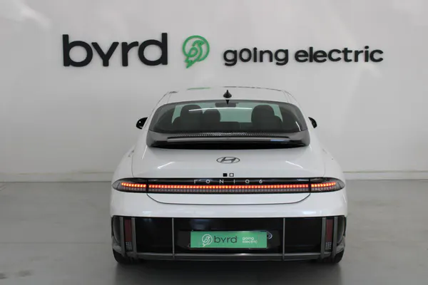 Hyundai Ioniq 6 - Photo 6