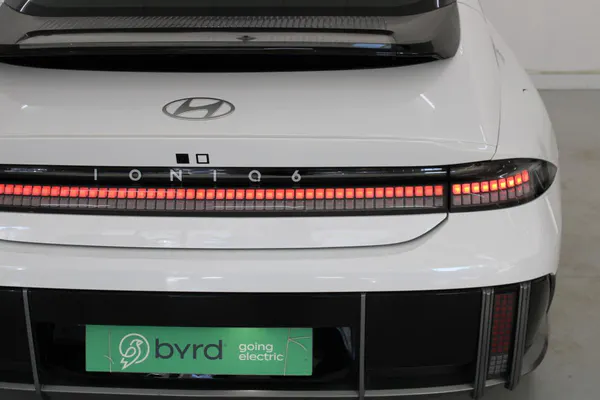 Hyundai Ioniq 6 - Photo 7
