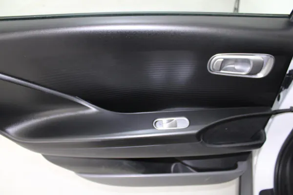 Hyundai Ioniq 6 - Photo 12