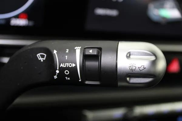 Hyundai Ioniq 6 - Photo 18