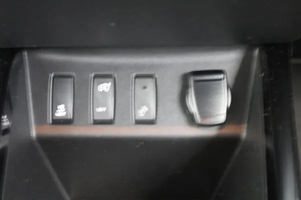 Dacia Spring - Photo 23
