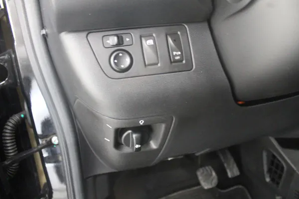 Dacia Spring - Photo 13