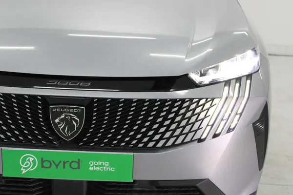 Peugeot E-3008 - Photo 5