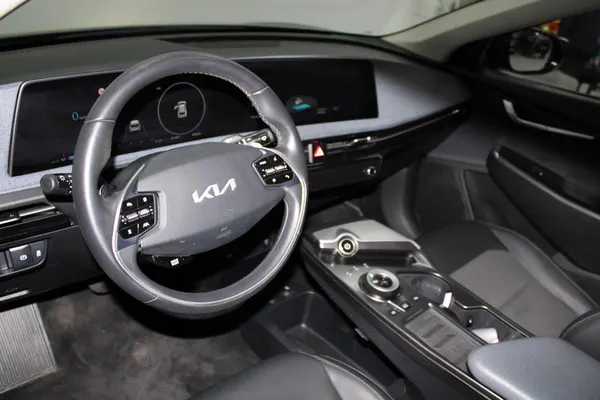 Kia EV6 - Photo 8