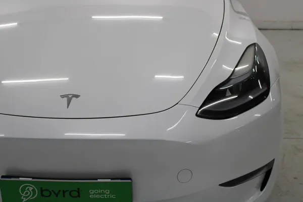 Tesla Model Y - Photo 4
