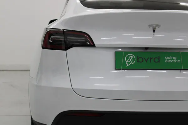 Tesla Model Y - Photo 6