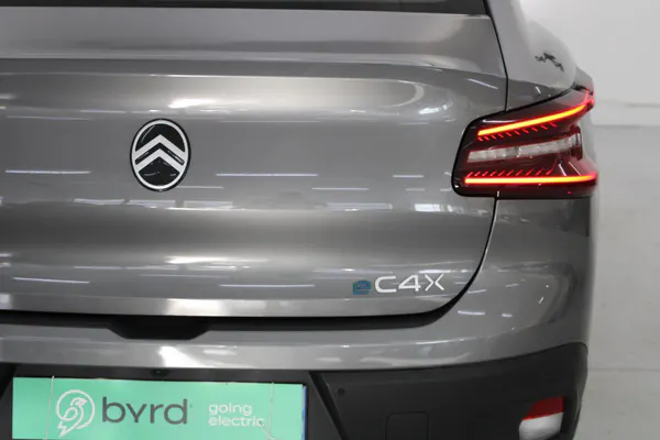 Citroen e-C4 X - Photo 7
