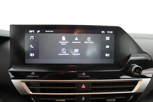 Citroen e-C4 X - Photo 22