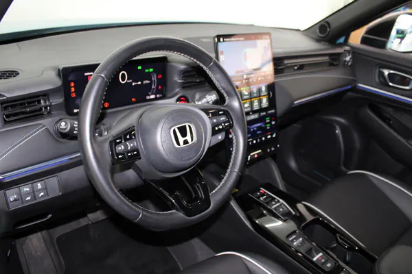 Honda e-Ny1 - Photo 11