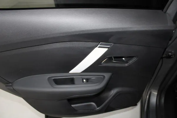 Citroen e-C4 - Photo 13