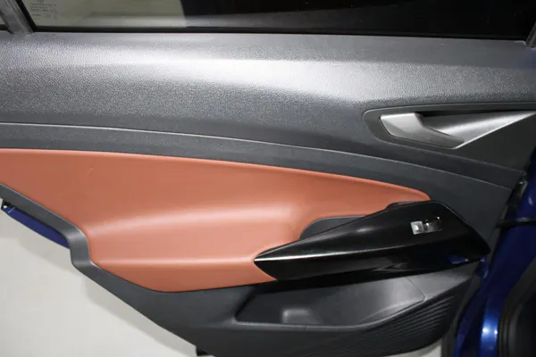 Volkswagen ID.4 - Photo 12