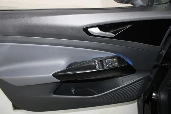 Volkswagen ID.4 - Photo 9