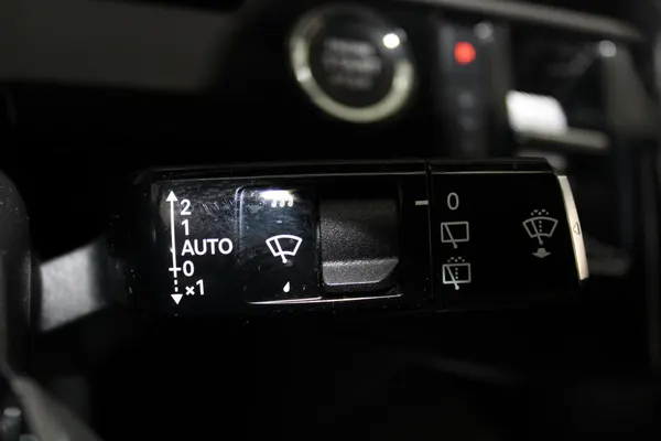Peugeot E-5008 - Photo 17