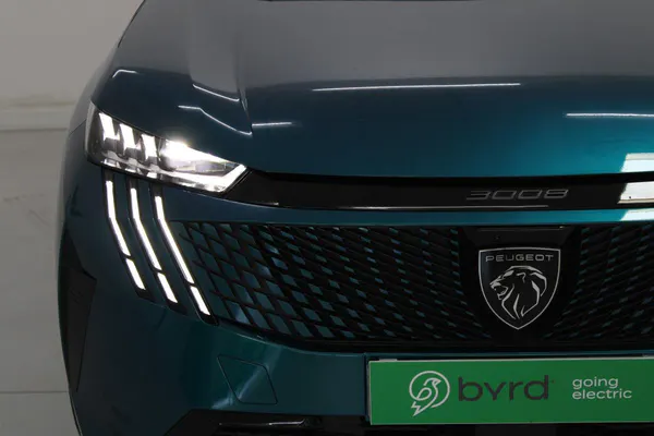 Peugeot E-3008 - Photo 3