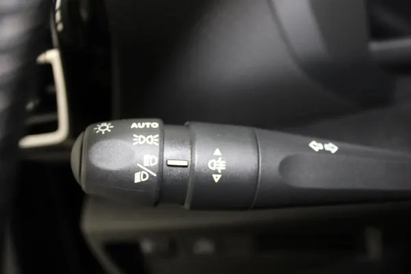 Citroen e-C4 X - Photo 17