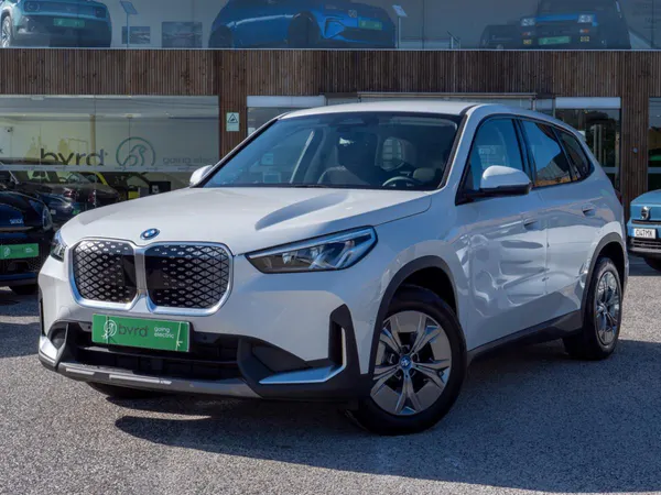 BMW iX1 - Photo 2