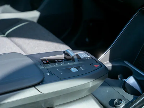 BMW iX1 - Photo 20