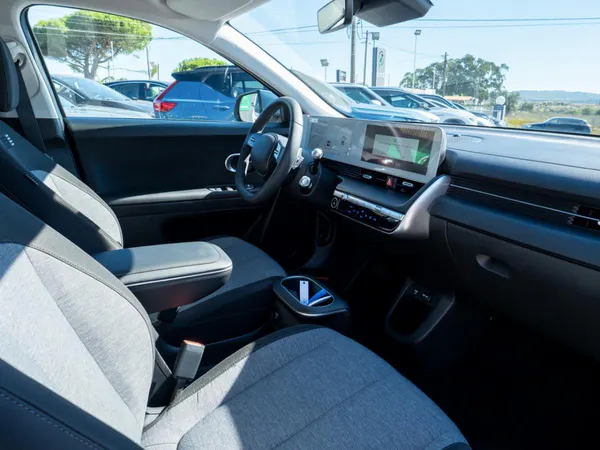 Hyundai Ioniq 5 - Photo 16