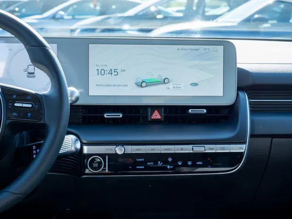 Hyundai Ioniq 5 - Photo 26