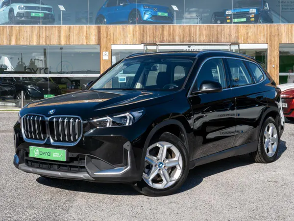 BMW iX1 - Photo 2
