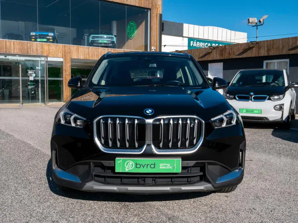 BMW iX1 - Photo 4