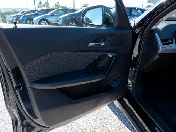 BMW iX1 - Photo 22